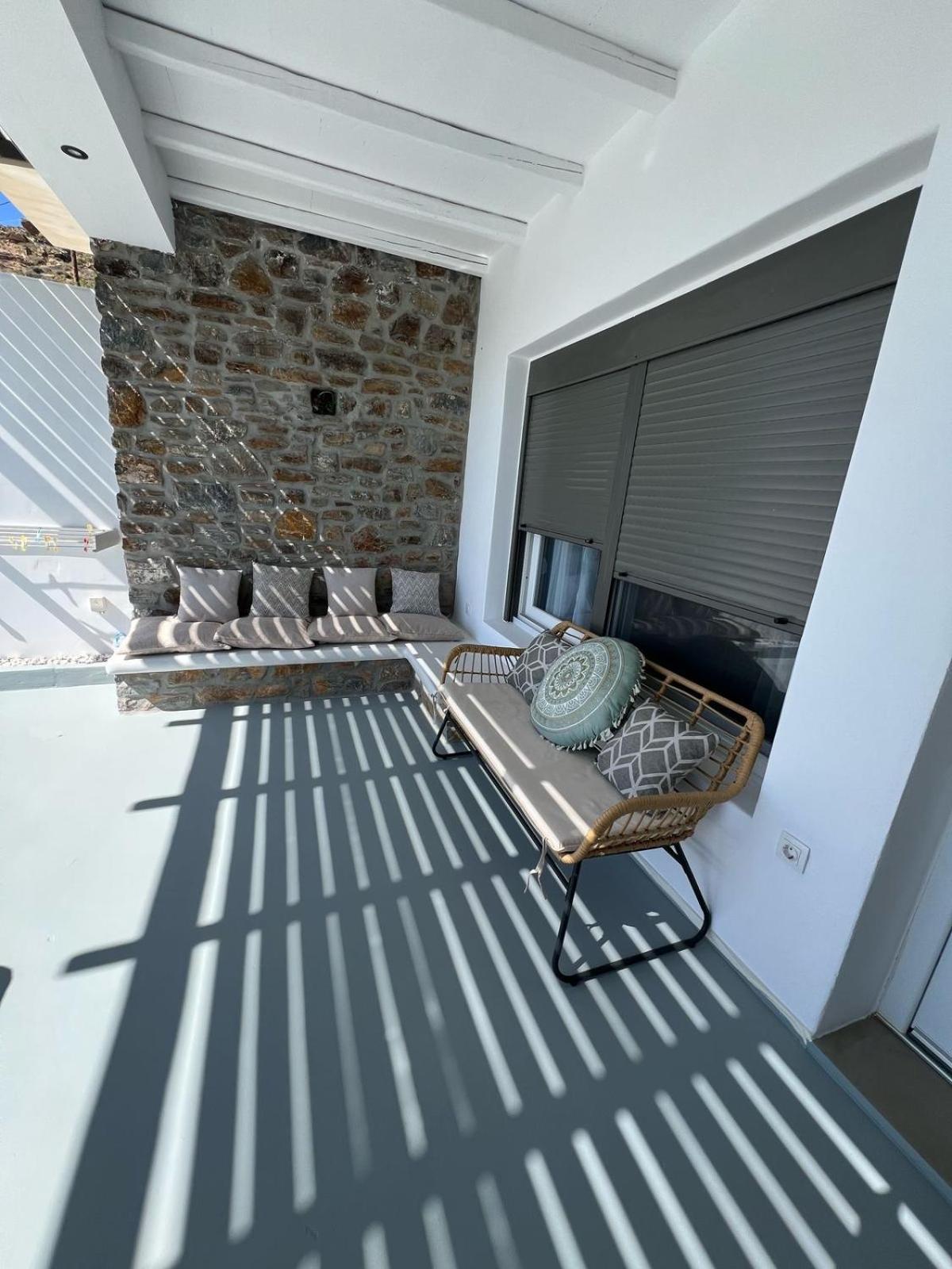 Vista Mare Suites Kythnos Exterior photo